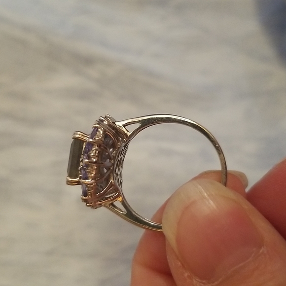 Malagsy Labradorite Sterling Silver Ring - Picture 4 of 4